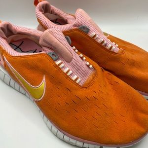 NIKE FREE ORANGE AND PINK SIZE 11 VGC